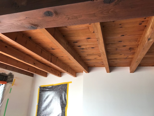 Aérogommage d'un plancher sous face bois