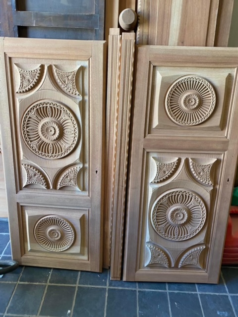 AÉROGOMMAGE DE MOBILIER EN BOIS