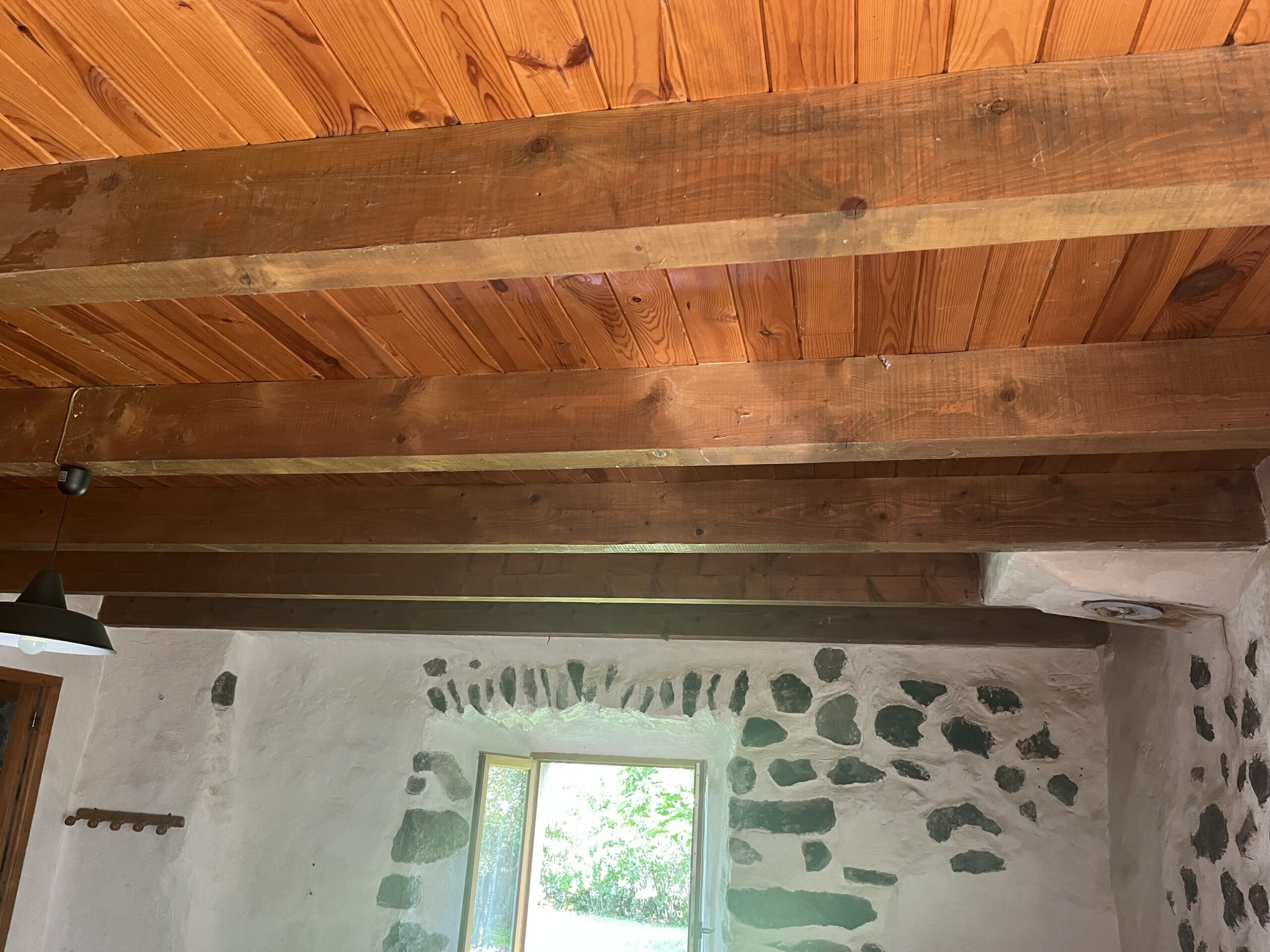 AÉROGOMMAGE DE POUTRE BOIS AU PUY-EN-VELAY