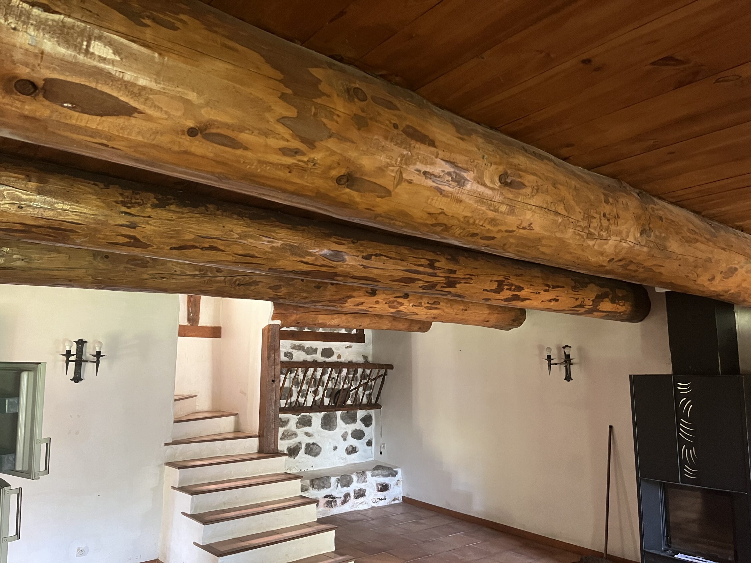 POUTRE BOIS AVANT SABLAGE