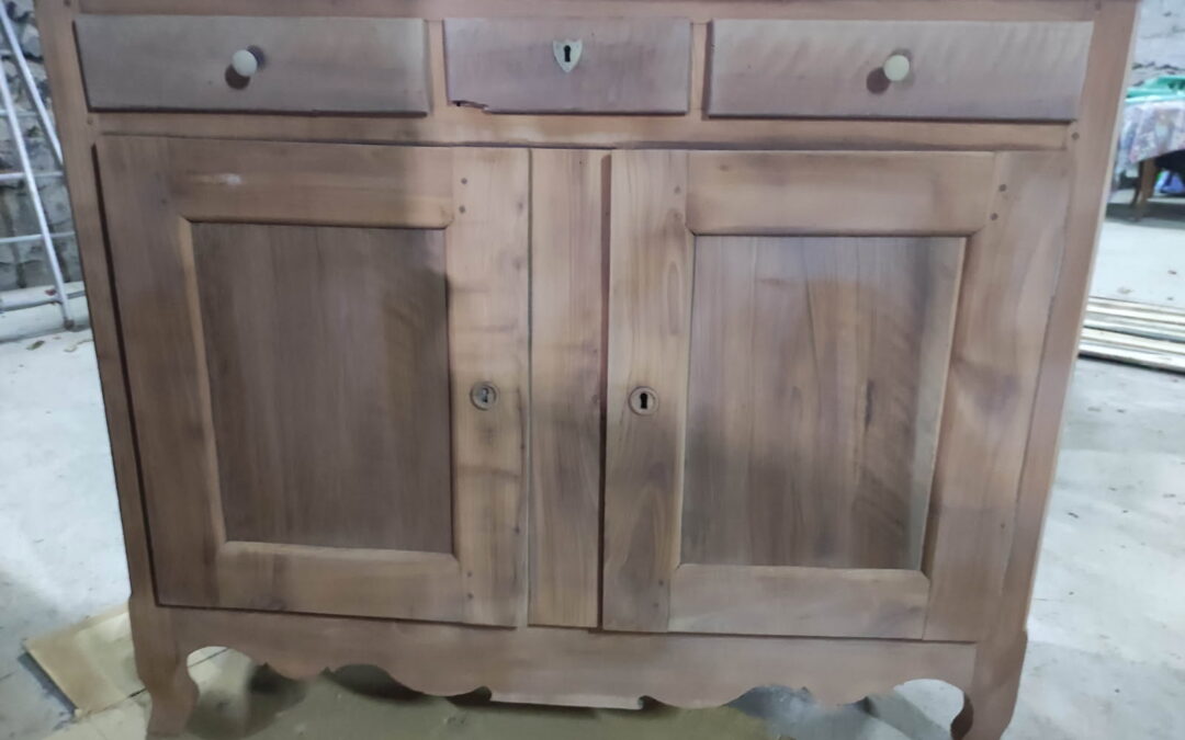 DECAPAGE DE MEUBLE À LANDOS 43340