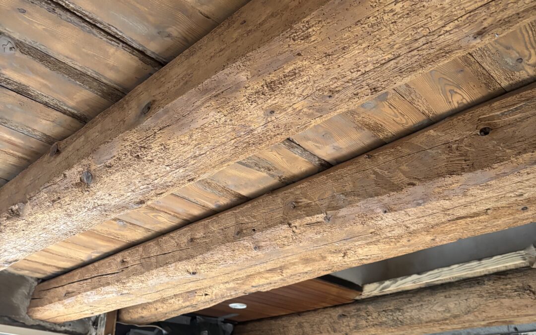 DÉCAPAGE DE POUTRE EN BOIS À BRIOUDE ET SA RÉGION