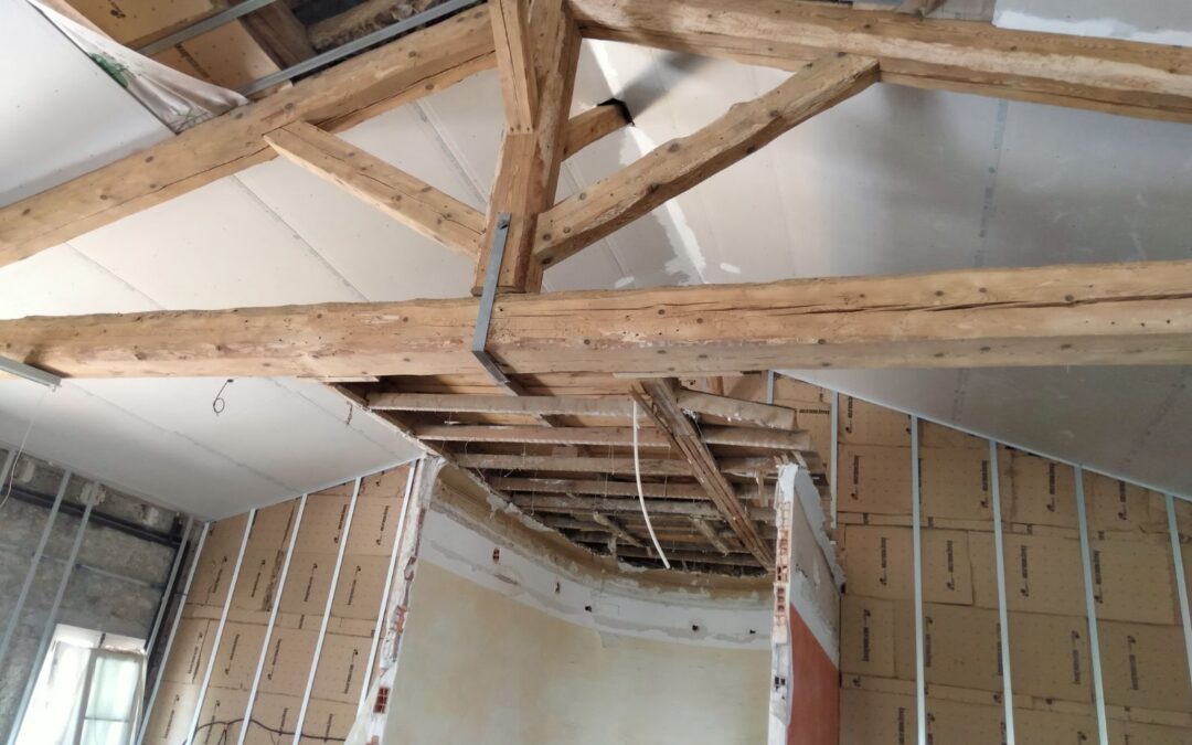 AÉROGOMMAGE DE POUTRE BOIS À TOULOUSE