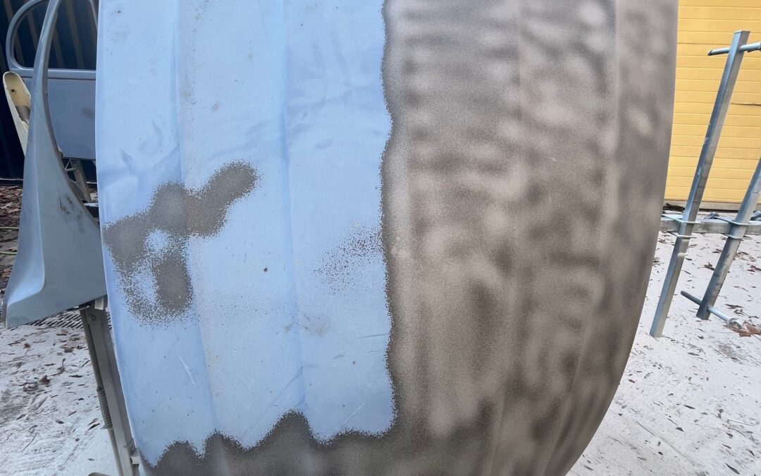 AÉROGOMMAGE DE VÉHICULES ANCIENS