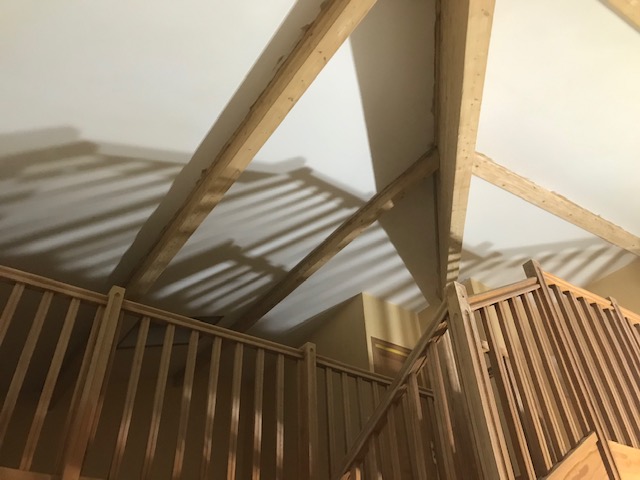 photo de décapage de poutre en bois