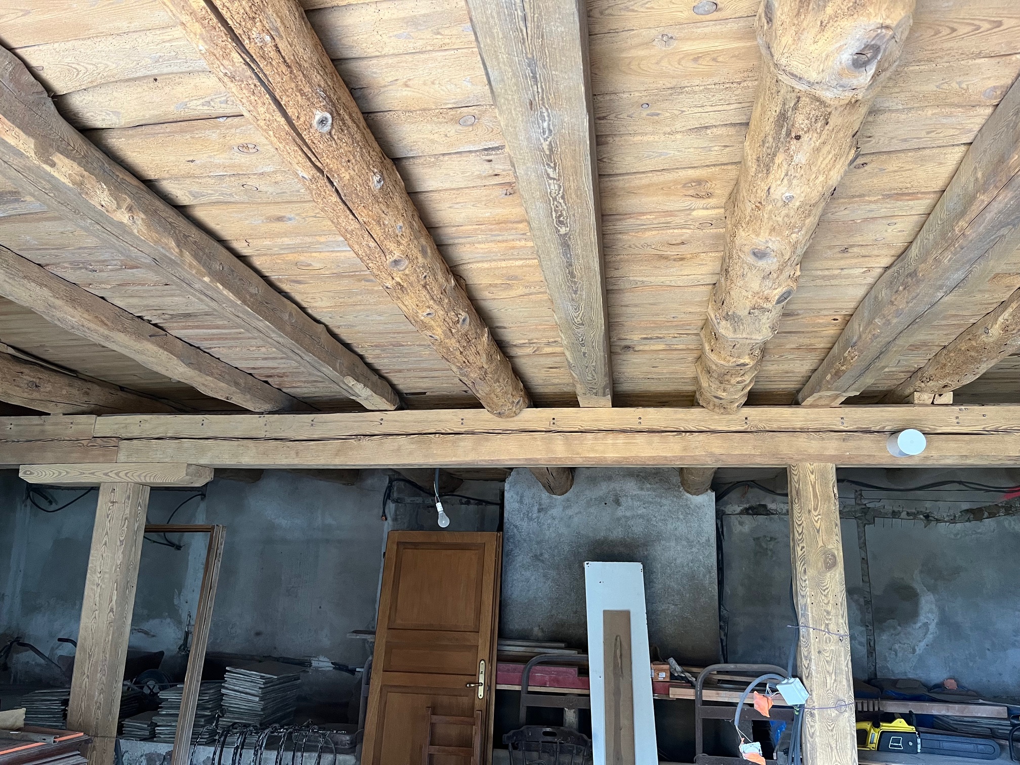 Aérogommage de poutre bois à Landos