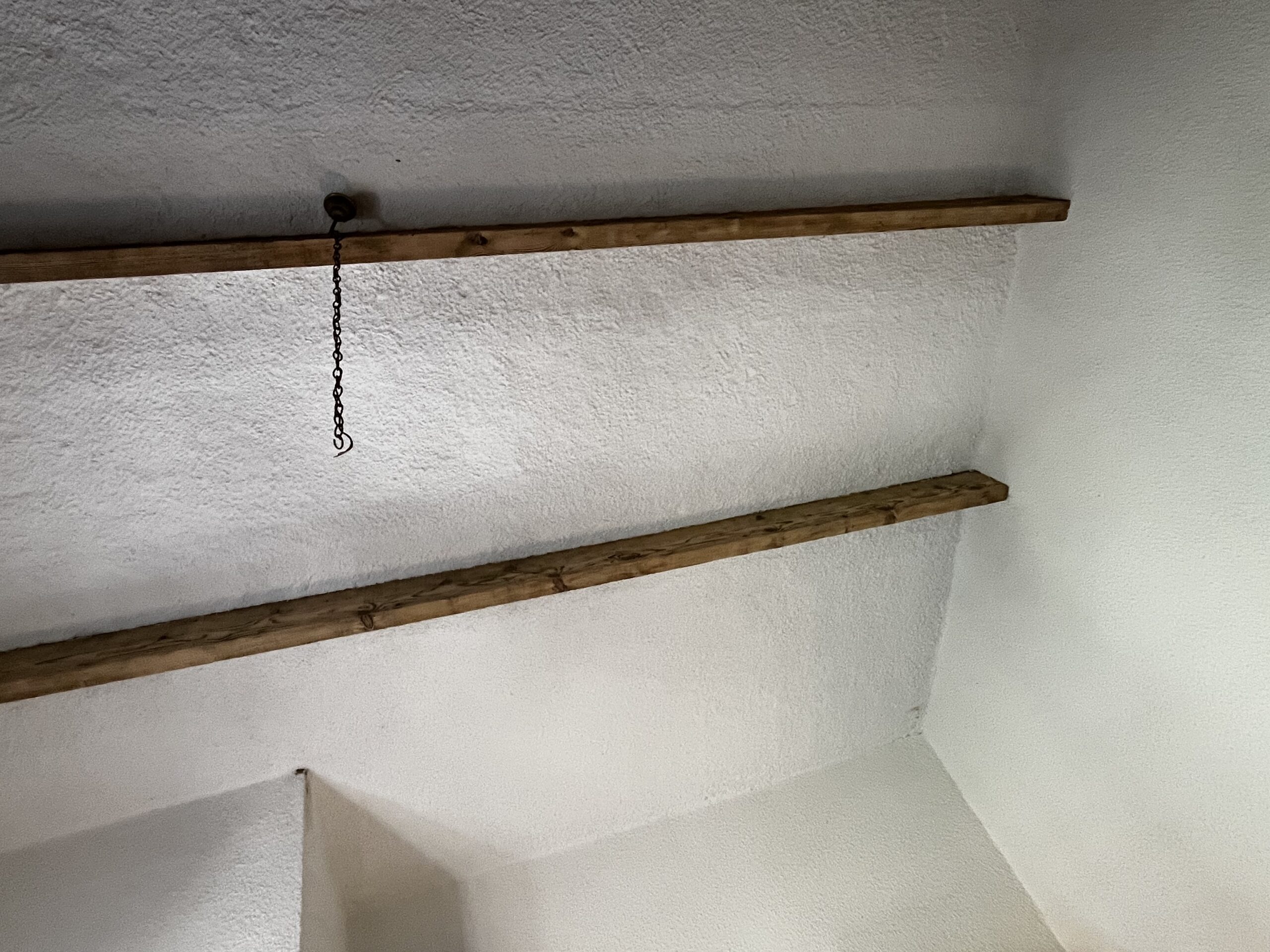 Travaux d'aérogommage de poutre en bois essence sapin à La franqui AUDE 