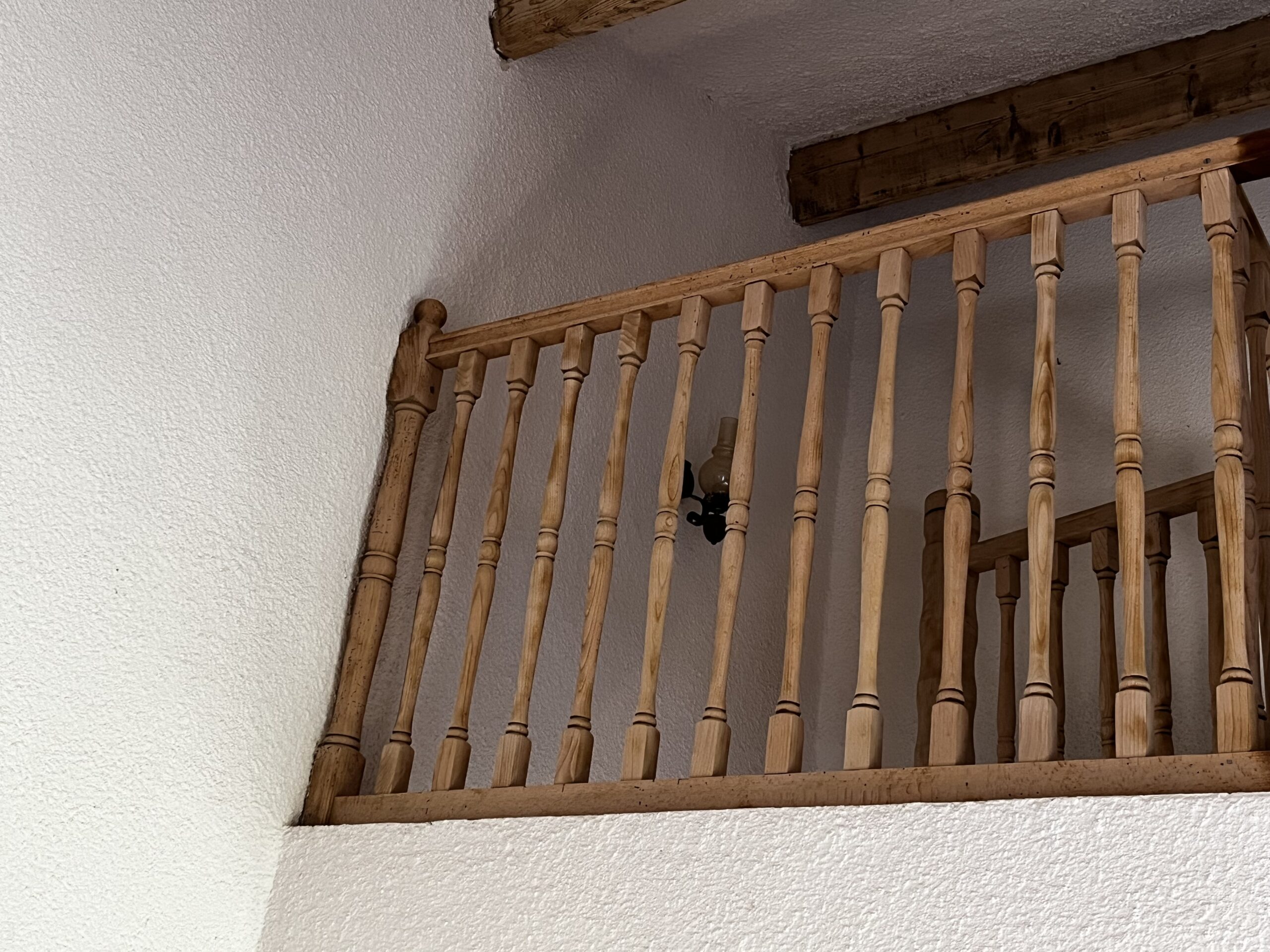 REMBARDE D'UN ESCALIER EN CHÊNE À LEUCATE 